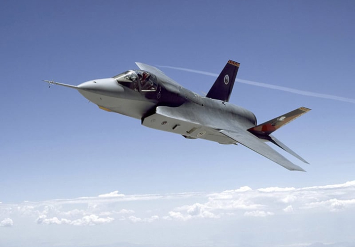F-35-JSF-courtesy-Lockheed-Martin.jpg
