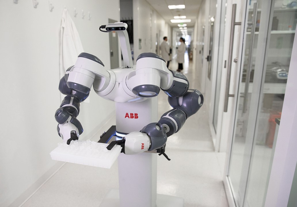 ABB demonstrates mobile lab robot for Hospital of the Future