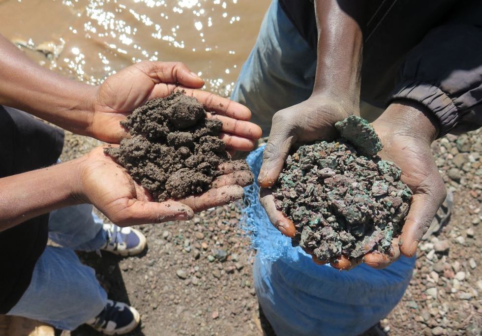 Hand mined cobalt, DRC