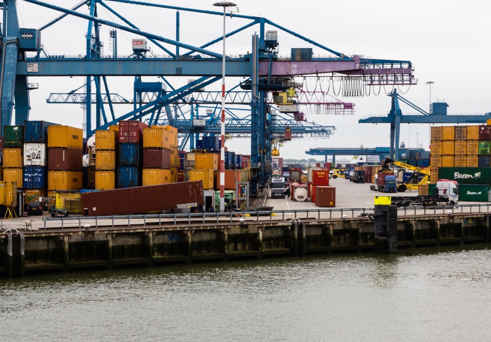 Cargo at Rotterdam port, Netherlands. Credit: Daniel Foster / Flickr