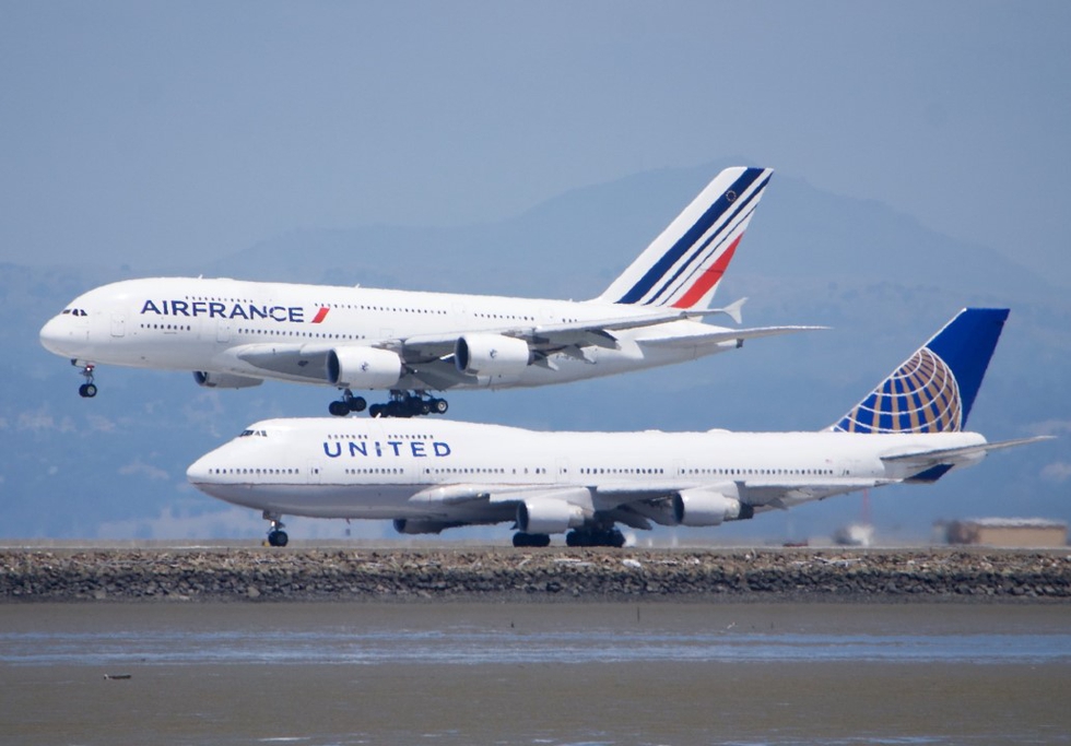 Air France Airbus A380, United Boeing 747, SFO. Credit: Bill Abbott / Flickr