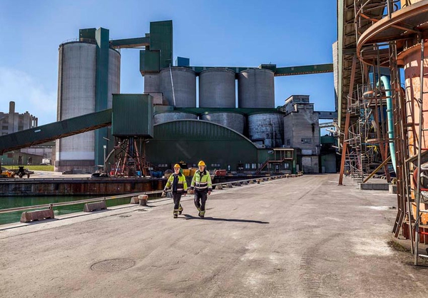 The Cementa/HeidelbergCement cement plant in Slite, Gotland, Sweden. Photo: HeidelbergCement
