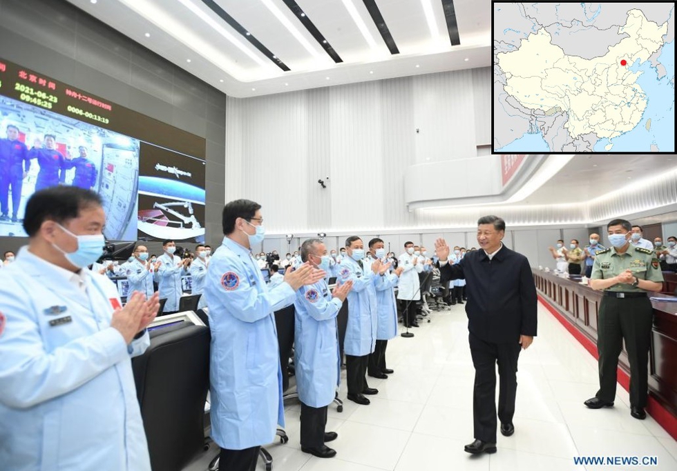 President Xi Jinping at Beijing Aerospace Control Center. Photo: Xinhua