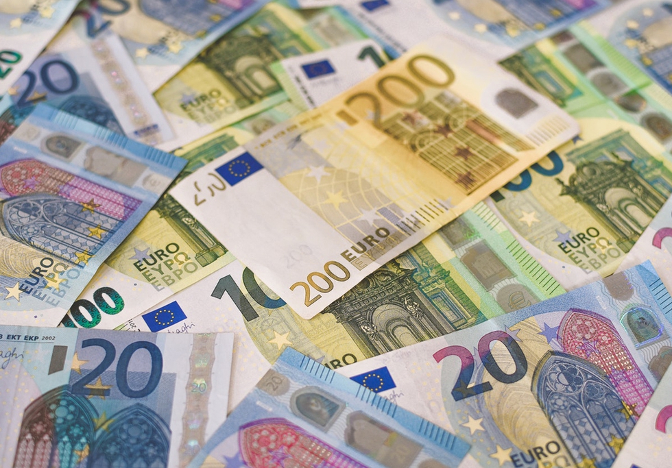 Euro notes.jpg